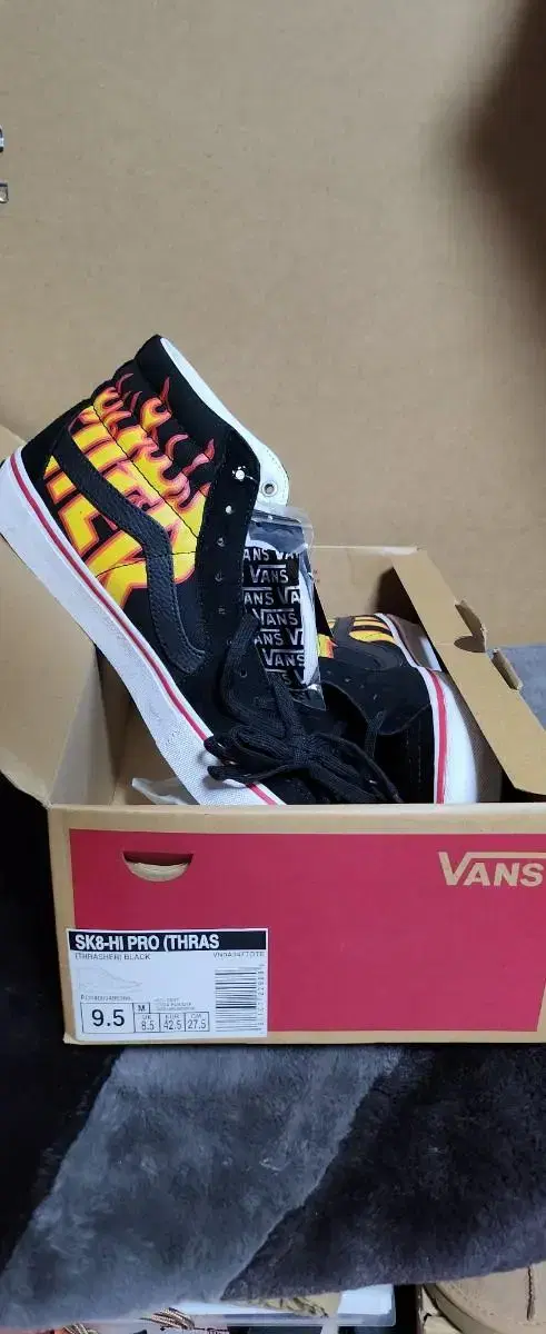 [275] 반스 트레셔 불꽃 스케이터 하이 VANS THRASHER